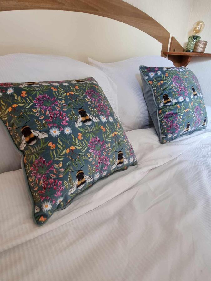 Eden Breaks, Mallard Lake Hotel ไซเร็นเซสเตอร์ ภายนอก รูปภาพ